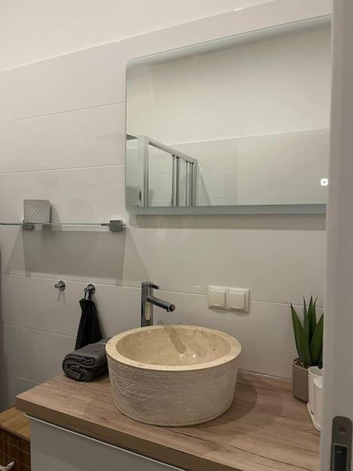 New Design Wohnung-Wien Zewnętrze zdjęcie